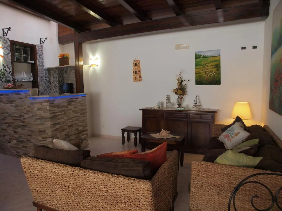 Locanda Basement Rooms San Vito Lo Capo 0*,  Italia
